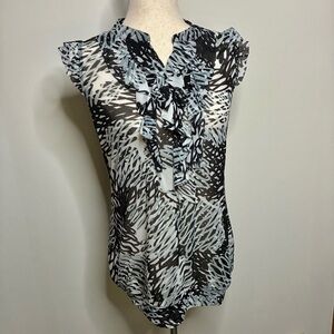 Limited Women’s Ruffle Front Cap Sleeve Blouse Black White Abstract Print Si